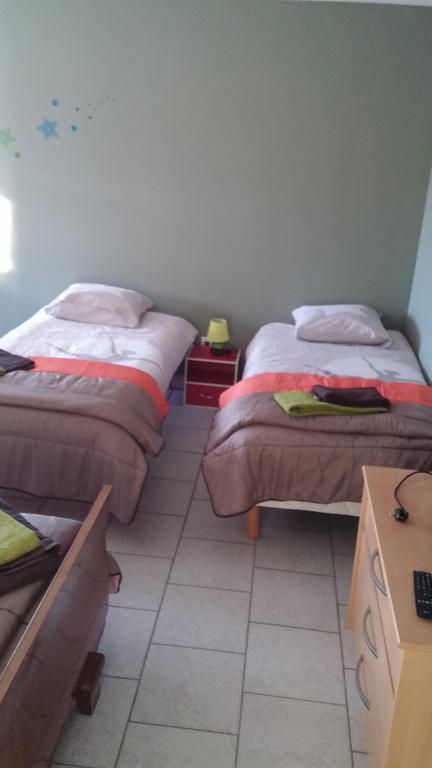 Chambres D'Hotes Les Maisses Mison Exteriör bild