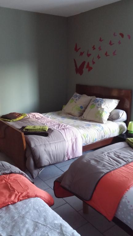 Chambres D'Hotes Les Maisses Mison Exteriör bild